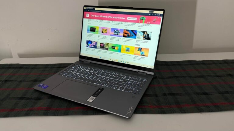 Lenovo Yoga 7i 16 Gen 10 Review: Midrange 2-in-1 Supplies Spacious Display and Solid Performance