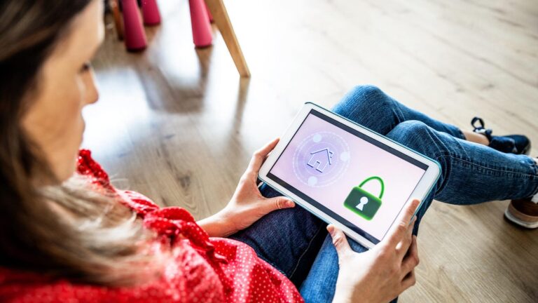 Every Smart Home Deserves a Password Manager This Year. Here’s Why