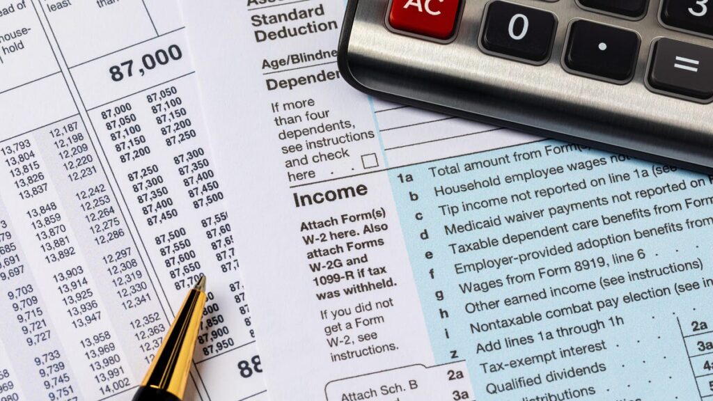 Tax Season 2026: Which Documents and Info Do You Need to File Income Taxes?