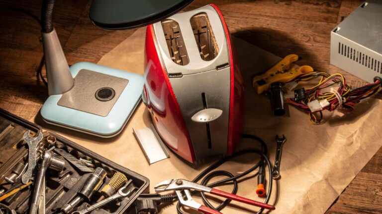 Is Your Small Appliance Worth Fixing? Here’s What 2 Professional Repairmen Say