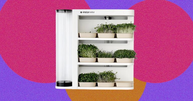 Review: InstaFarm Automated Indoor Microgreens Garden