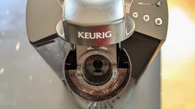 Your Moldy Keurig Is Begging to Be Cleaned. This Is the Right Way to Do It