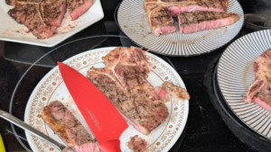 Die Hard ‘137 Club’ Members Say This Is the Only Way to Cook Steak
