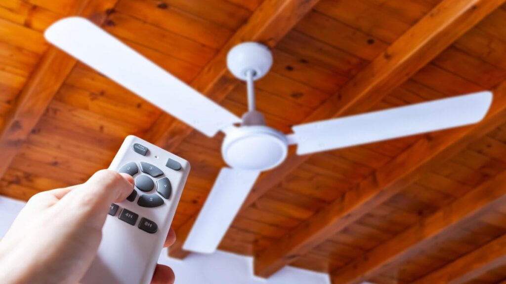 The Ceiling Fan Setting That Lowers Your Energy Bill Without Touching the Thermostat