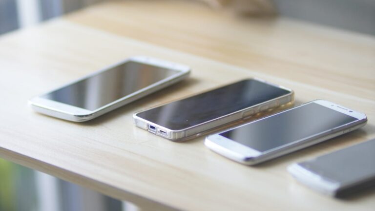 Give Your Old Phone New Life as a Security Camera With My 3 Easy Steps