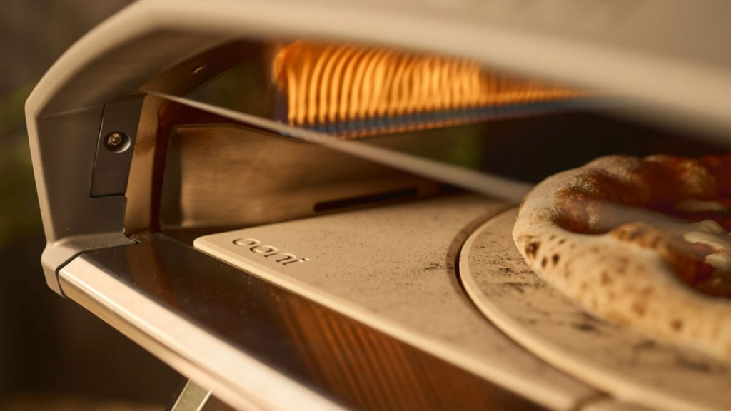 No More Burnt Edges: Ooni’s Rotating Pizza Stone Delivers Perfect Pies Every Time