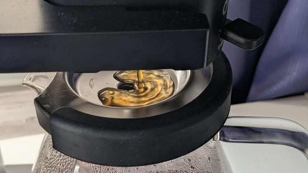 Finally: A Coffee Maker With Zero Plastic in the Brew Path