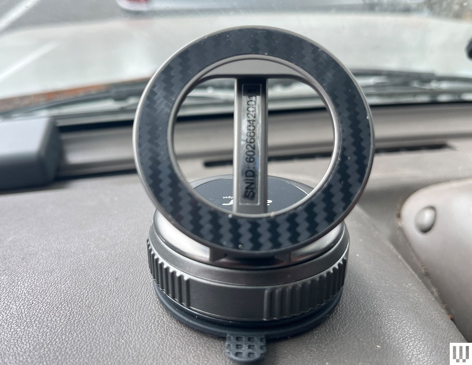 Image may contain Tire Machine and Wheel